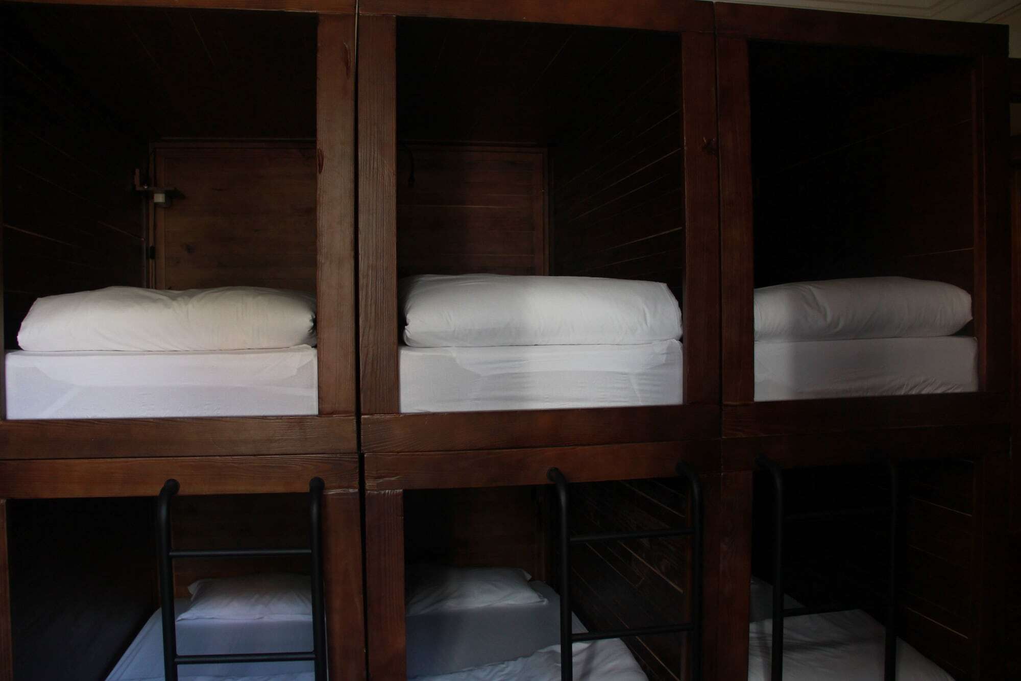 Sant Jordi Hostel *
